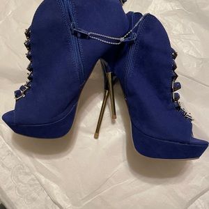 NWT Shoedazzle Jovanna Blue 5” Heels...Very Sexy..